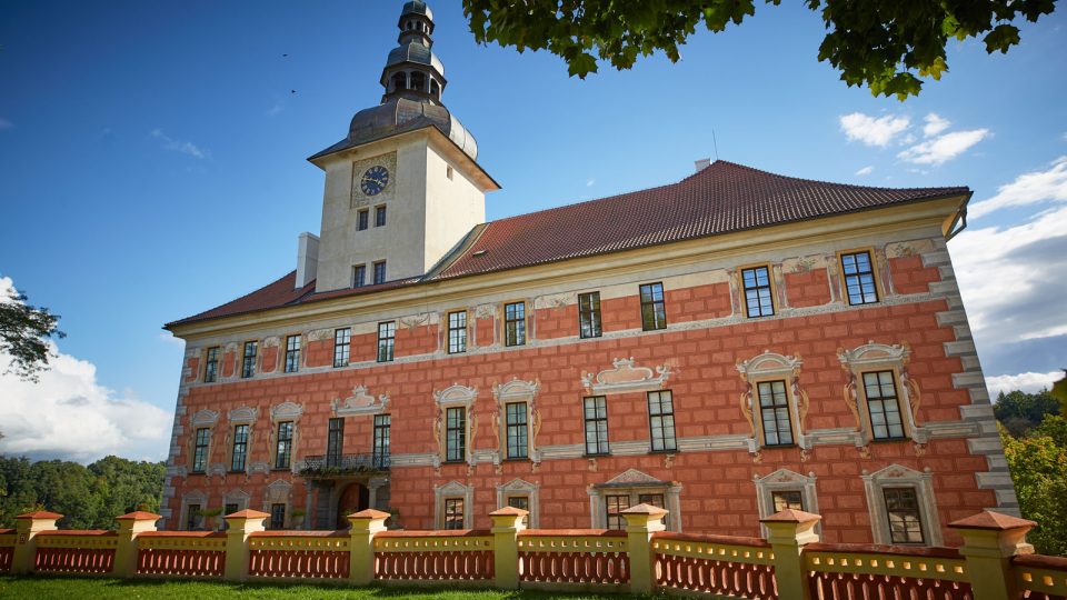 Bechyně Manor annually hosts the laureates of Concertino Praga