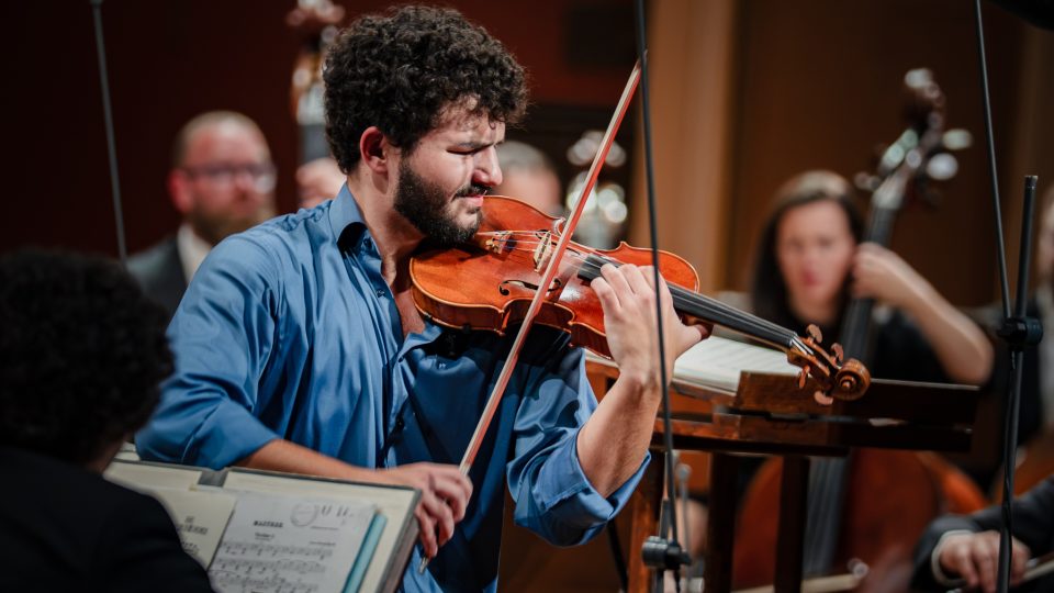 Houslista Daniel Matejča na slavnostním koncertu Concertino Praga k 60. výročí soutěže.