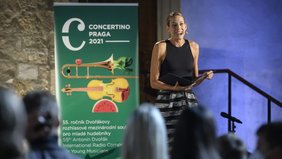 The final concerts of Concertino Praga 2021 were moderated by Veronika Štefanová